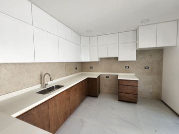Privacidad, Espacio y Seguridad - Casa Nueva zona Monte Magno