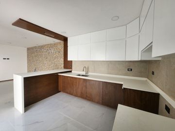Privacidad, Espacio y Seguridad - Casa Nueva zona Monte Magno