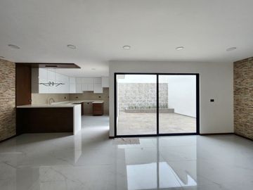 Privacidad, Espacio y Seguridad - Casa Nueva zona Monte Magno