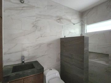 Privacidad, Espacio y Seguridad - Casa Nueva zona Monte Magno