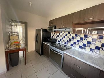 CASA EN VENTA EN RANCHO SANTA MÓNICA