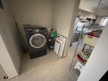 CASA EN VENTA EN RANCHO SANTA MÓNICA