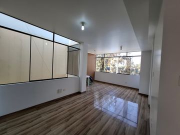 EN VENTA HERMOSO DEPARTAMENTO EN URB. EL PACÍFICO EN SMP