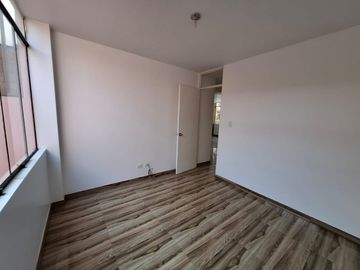 EN VENTA HERMOSO DEPARTAMENTO EN URB. EL PACÍFICO EN SMP