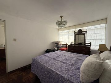 ¡OPORTUNIDAD ÚNICA! AMPLIA CASA EN EXCELENTE UBICACIÓN – JAVIER PRADO