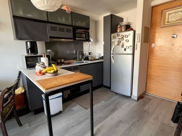 Departamento impecable metro Departamental