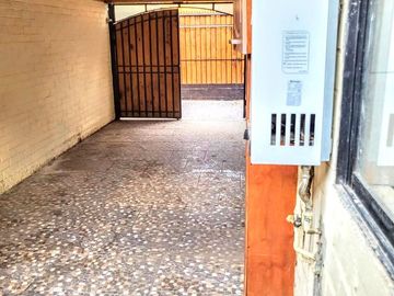 Casa 5d/2b Cerca De Estación Metro Tren San Bernardo