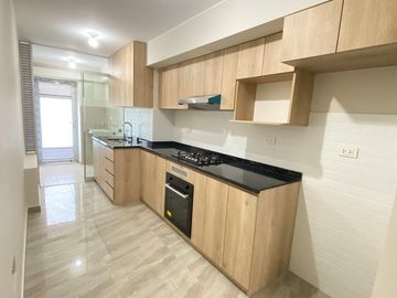Proyecto Residencial Las Malvas 2 Con Piscina, Gym Y Bbq Frente A Un Lindo Parque En Salamanca De Monterrico