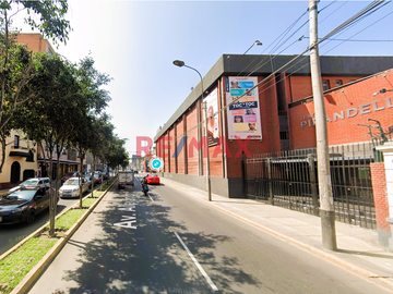 CASA CÉNTRICA EN SANTA BEATRIZ | CERCA AL PARQUE DE LAS AGUAS | A UN PASO DE LA AV. AREQUIPA Y PETTIT THOUARS