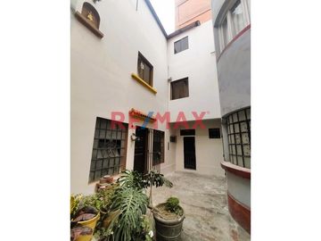 CASA CÉNTRICA EN SANTA BEATRIZ | CERCA AL PARQUE DE LAS AGUAS | A UN PASO DE LA AV. AREQUIPA Y PETTIT THOUARS