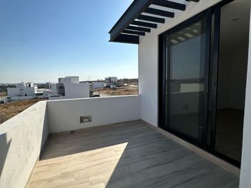 VENTA DE CASA EN CONDOMINIO EN LA VISTA RESIDENCIAL