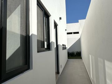 VENTA DE CASA EN CONDOMINIO EN LA VISTA RESIDENCIAL