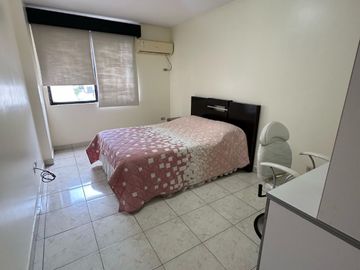 CASA DE VENTA EN SAMBORONDON 4 DORMITORIOS