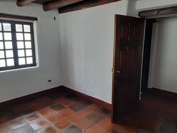 Casa en venta sector Hacienda Santa Clara Sangolquí.