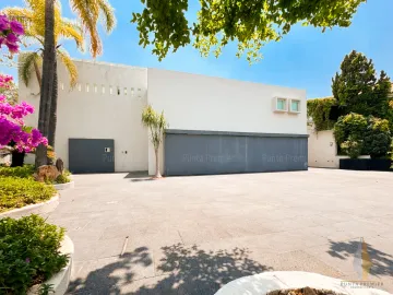 Casa en Venta con alberca en Lomas del Bosque Amueblada de Lujo en Zona Andares Zapopan