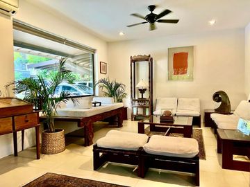 FOR SALE 3 Storey House and Lot located at Ayala Southvale Primera, Bacoor, Cavite