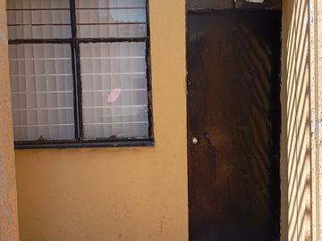 DEPARTAMENTO EN VENTA 2 REC CUARTO DE SERVICIO
