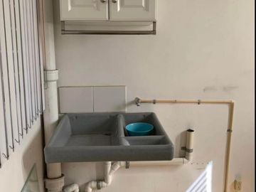 DEPARTAMENTO EN VENTA 2 REC CUARTO DE SERVICIO
