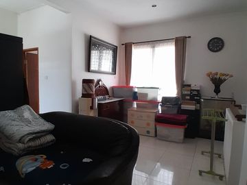 DIJUAL CEPAT! Rumah Siap Huni Modern di Perumahan Emerald Residence Bintaro
