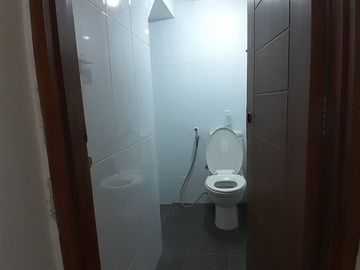DIJUAL CEPAT! Rumah Siap Huni Modern di Perumahan Emerald Residence Bintaro