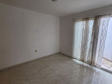 Excelente casa de 1 planta (con opción a 2do.piso) en Bugambilias Country