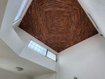 Excelente casa de 1 planta (con opción a 2do.piso) en Bugambilias Country