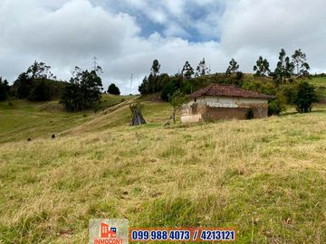 DOS HECTAREAS DE TERRENO DE VENTA CON CASA. IDEAL PARA VACACIONAR