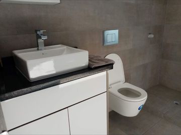 HERMOSO DEPARTAMENTO SECTOR RECIDENCIAL BELLAVISTA BAJA