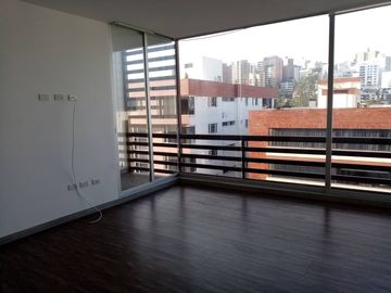 HERMOSO DEPARTAMENTO SECTOR RECIDENCIAL BELLAVISTA BAJA