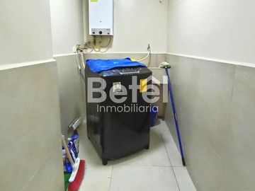 Casa Comercial Remodelada Calle Sangurima