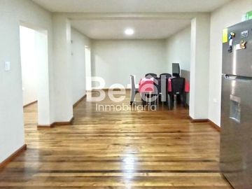 Casa Comercial Remodelada Calle Sangurima