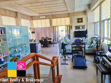 For Sale Elegant House in Phase 1 Maria Luisa Estate Park Banilad Cebu City