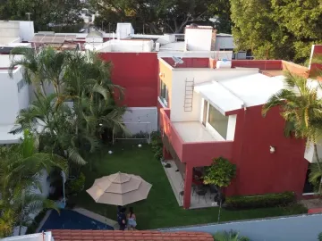 CASA EN PRIVADA COL. VISTA HERMOSA, CUERNAVACA