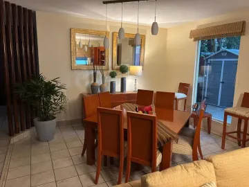 CASA EN PRIVADA COL. VISTA HERMOSA, CUERNAVACA