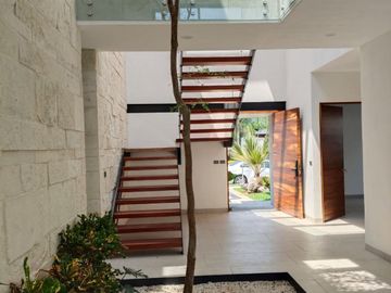 CASA NUEVA EN PARAISO COUNTRY CLUB, MORELOS