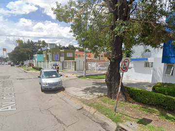 CASA DE RECUPERACIÓN BANCARIA EN CALLE CIRUELOS OTE, COL. ARCOS DEL ALBA, CUAUTITLAN IZCALLI, EDO MEX. ¡NO SE ACEPTAN CRÉDITOS!