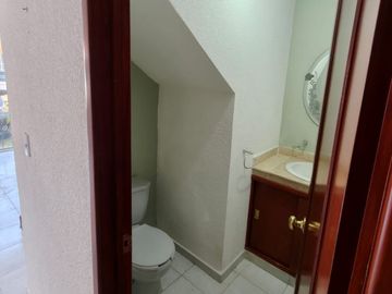 Venta de Casa en zona Prepa 5