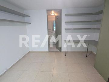 Casa en venta en colonia Narvarte poniente, cerca de Matías Romero. Aceptamos créditos.