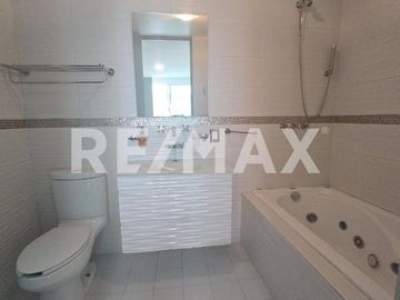 Casa en venta en colonia Narvarte poniente, cerca de Matías Romero. Aceptamos créditos.