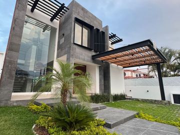 CASA NUEVA EN FRACCIONAMIENTO COCOYOC, MORELOS