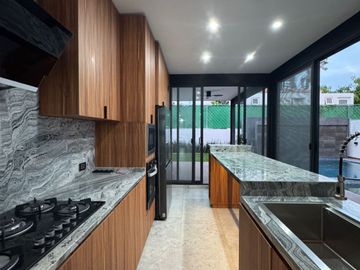 CASA NUEVA EN FRACCIONAMIENTO COCOYOC, MORELOS