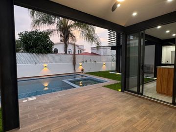 CASA NUEVA EN FRACCIONAMIENTO COCOYOC, MORELOS