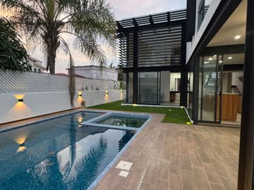 CASA NUEVA EN FRACCIONAMIENTO COCOYOC, MORELOS