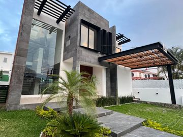 CASA NUEVA EN FRACCIONAMIENTO COCOYOC, MORELOS
