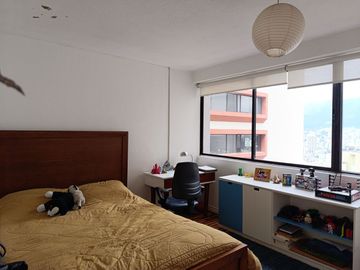 DEPARTAMENTO DE VENTA EN AVENIDA GONZALEZ SUAREZ
