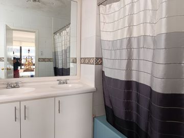 DEPARTAMENTO DE VENTA EN AVENIDA GONZALEZ SUAREZ