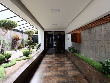 DEPARTAMENTO DE VENTA EN AVENIDA GONZALEZ SUAREZ