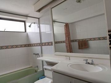 DEPARTAMENTO DE VENTA EN AVENIDA GONZALEZ SUAREZ