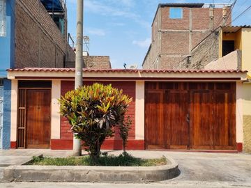 Venta De Casa En Sta Anita!!....Frente Al Condominio Recrea Los Nogales!!..Excelente Oportunidad!!