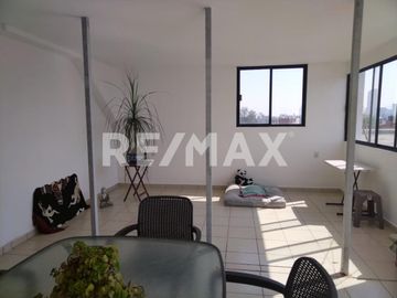 Moderno departamento de dos niveles con terraza privada a minutos de Polanco